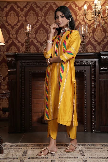 Shop_Surabhi Arya_Yellow Chanderi Silk Gota Patti Mandarin Collar Embellished Kurta With Pant _Online_at_Aza_Fashions