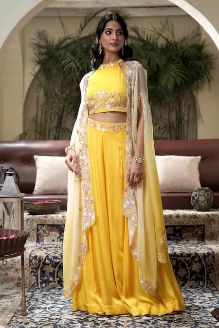 Surabhi Arya Yellow Cape Organza Embroidery Thread Jashn Bahar Ombre Dyed And Sharara Set 