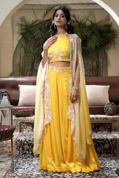Surabhi Arya_Yellow Modal, Satin Cut Jashn Bahar Embroidered Ombre Dyed Cape And Sharara Set _Online_at_Aza_Fashions