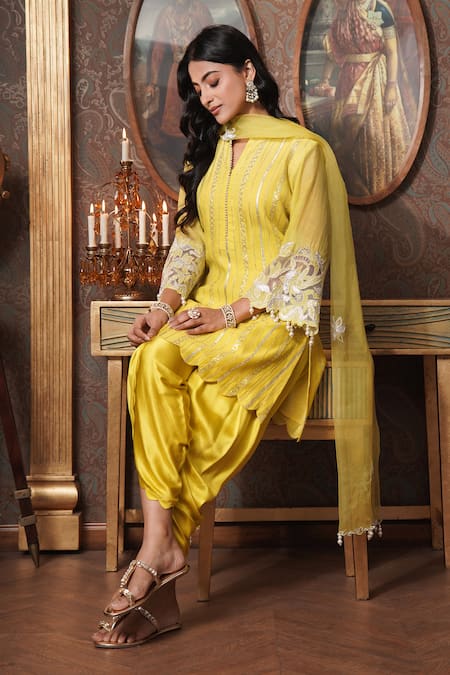 Surabhi Arya_Yellow Chanderi, Modal, Satin, Floral Zari Cutwork Sleeves Kurta Dhoti Pant Set _at_Aza_Fashions