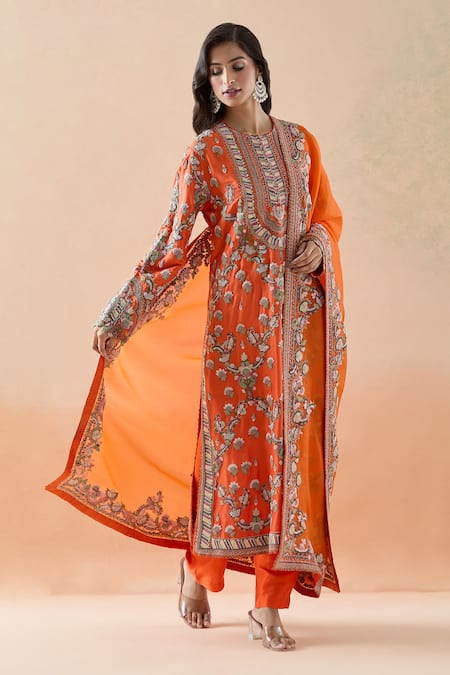 Anamika Khanna Floral Embroidered Straight Kurta Set 