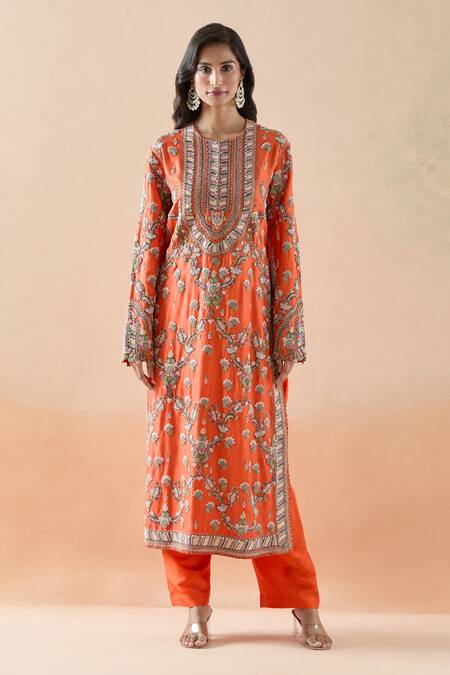 Anamika Khanna Coral Embroidery Round Neck Straight Kurta Set Online at Aza Fashions Anamika Khanna_Coral Embroidery Round Neck Straight Kurta Set _Online_at_Aza_Fashions