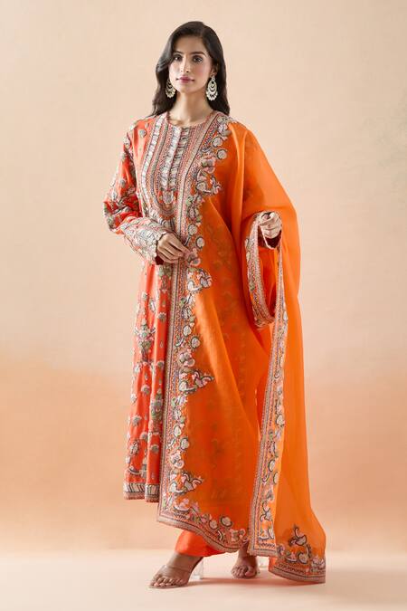 Buy Anamika Khanna Coral Embroidery Round Neck Straight Kurta Set Online at Aza Fashions Buy_Anamika Khanna_Coral Embroidery Round Neck Straight Kurta Set _Online_at_Aza_Fashions