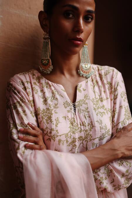 Megha Pitti_Pink Silk Embroidery Split V-neck Floral Print Anarkali Palazzo Set _at_Aza_Fashions