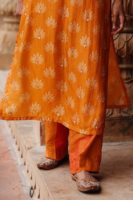 Megha Pitti Orange Silk Embroidery, Sequins Boat Lotus Motif Embellished Kurta With Pant Online at Aza Fashions Megha Pitti_Orange Silk Embroidery, Sequins Boat Lotus Motif Embellished Kurta With Pant _Online_at_Aza_Fashions