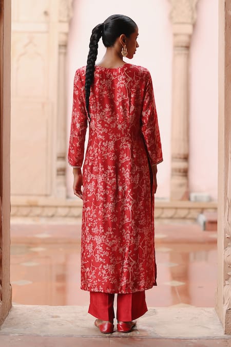Megha Pitti Flora Print Embroidered Yoke Kurta With Pant 