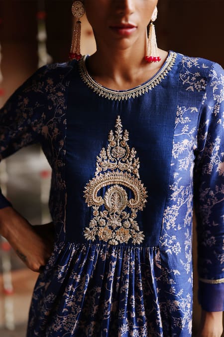 Megha Pitti Blue Silk Embroidery, Zari Round Neck Bahar Bloom Print Yoke Kurta With Pant at Aza Fashions Megha Pitti_Blue Silk Embroidery, Zari Round Neck Bahar Bloom Print Yoke Kurta With Pant _at_Aza_Fashions