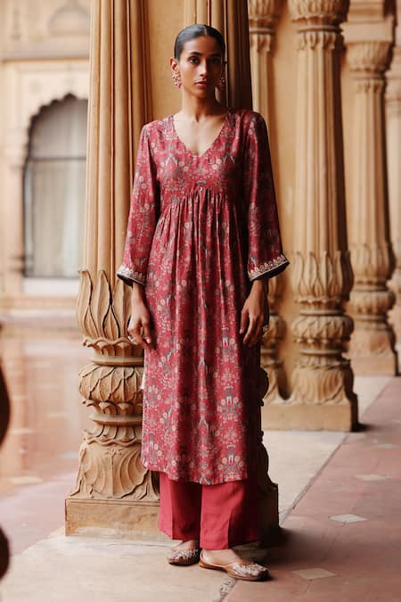 Megha Pitti Midnight Blossom Print Aliya Cut Kurta With Pant 