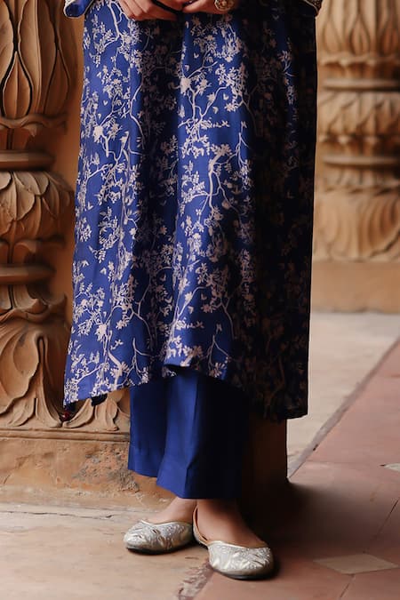Megha Pitti Blue Silk Sequins, Zari Gardenia Bloom Print Embroidered Sleeves Kurta With Pant Online at Aza Fashions Megha Pitti_Blue Silk Sequins, Zari Gardenia Bloom Print Embroidered Sleeves Kurta With Pant _Online_at_Aza_Fashions