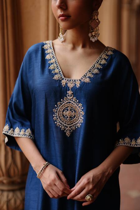 Shop_Megha Pitti_Blue Silk Embroidery V-neck Blossom Kurta With Pant _Online_at_Aza_Fashions