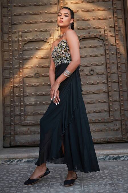 Buy_Bohame_Green Georgette Embroidery Sweetheart Neck Nia Draped Gown _Online_at_Aza_Fashions