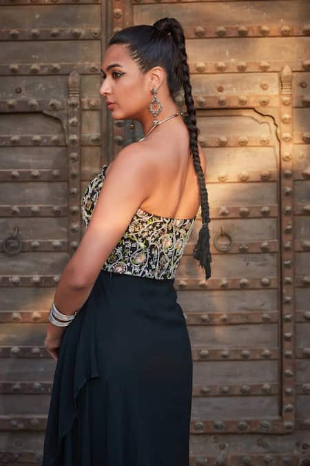 Bohame_Green Georgette Embroidery Sweetheart Neck Nia Draped Gown _at_Aza_Fashions