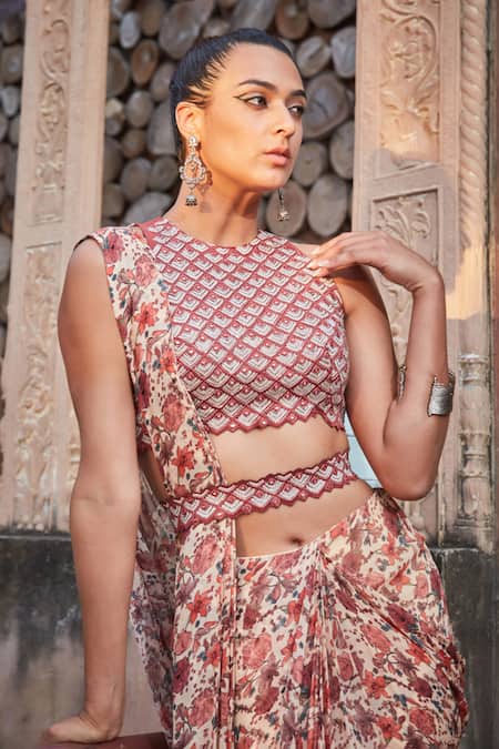 Buy_Bohame_Peach Georgette Embroidery Round Neck Floral Print Pre-draped Saree Belt Set _Online_at_Aza_Fashions