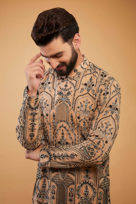 Buy_Kasbah_Beige Georgette Embroidery Traditional Chikankari Kurta _Online_at_Aza_Fashions