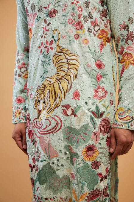 Buy Kasbah Green Georgette Sequins, Embroidery Flora And Fauna Straight Kurta Online at Aza Fashions Buy_Kasbah_Green Georgette Sequins, Embroidery Flora And Fauna Straight Kurta_Online_at_Aza_Fashions