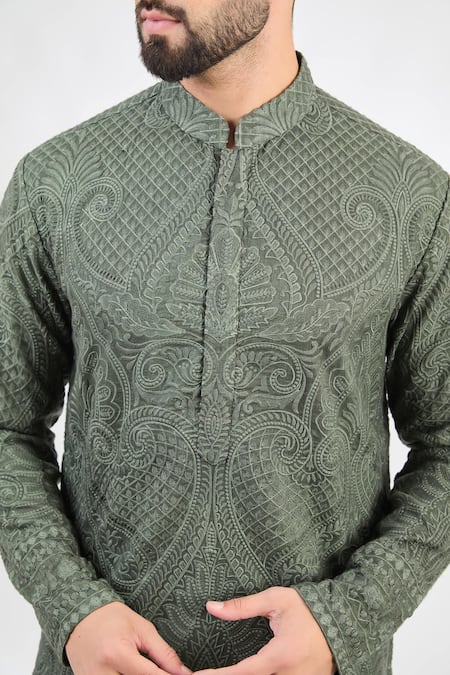 Buy_Kasbah_Green Silk Embroidery Chikankari Kurta _Online_at_Aza_Fashions