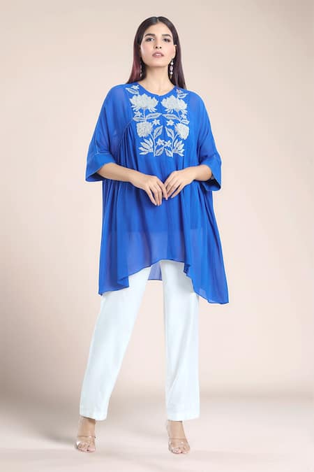 Namrata Joshipura Hibiscus Floral Embroidered Gathered Kaftan Top 