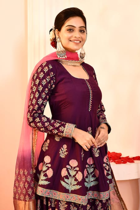 Shop_Abbaran_Purple Cotton, Silk, Organza Embroidery, Gota Patti Floral Block Print Kurta Set _Online_at_Aza_Fashions