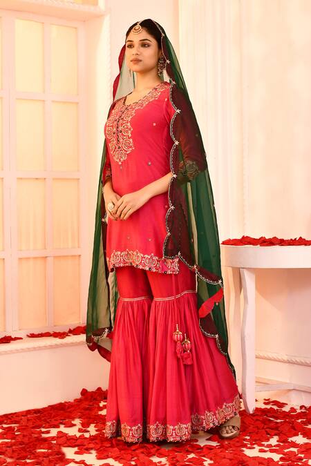 Buy_Abbaran_Pink Cotton, Silk, Organza Embroidery Round Neck Aari Kurta Gharar Set _Online_at_Aza_Fashions