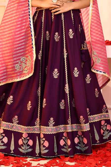 Abbaran_Purple Cotton, Silk Embroidery, Foil Printing, Gota Patti V-neck Lehenga Set _Online_at_Aza_Fashions