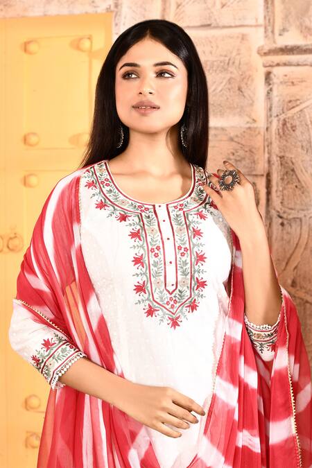 Buy_Abbaran_Ivory Chanderi, Chiffon Embroidery, Gota Patti Round A-line Kurta Palazzo Set _Online_at_Aza_Fashions