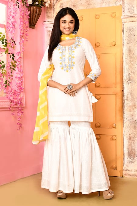 Abbaran Ivory Kurta And Gharara Chanderi Embroidered Ari Round Set 