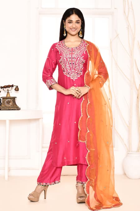 Abbaran Ari Embroidered Straight Kurta Palazzo Set 