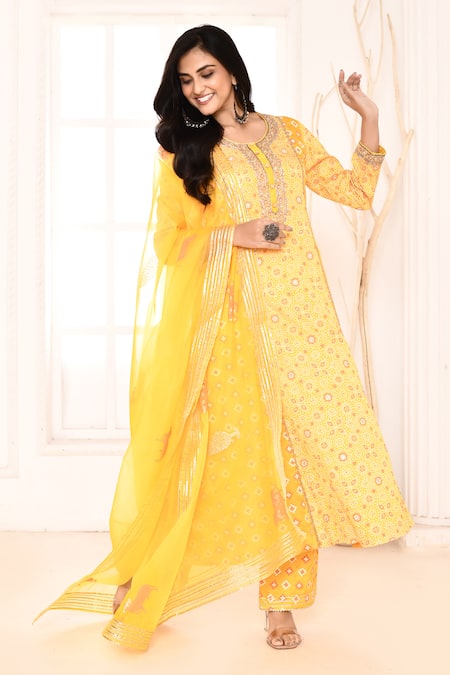 Abbaran_Yellow Silk, Organza Gota Geometric Floral Block Print A-line Kurta Palazzo Set _Online_at_Aza_Fashions