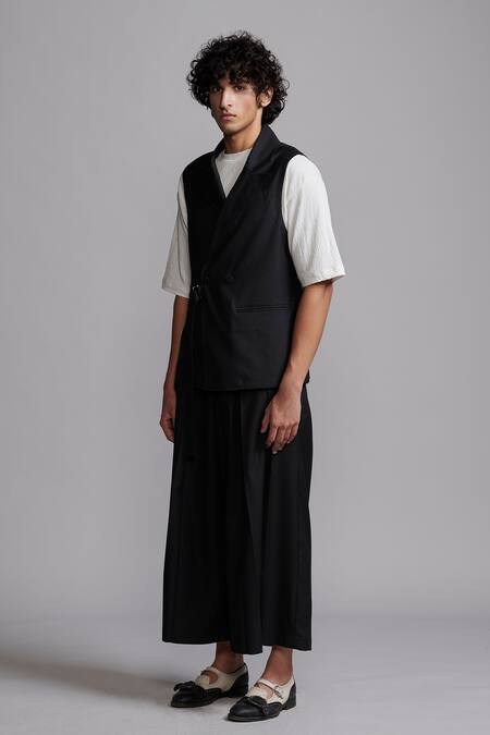 Dash And Dot_Black Polyester, Viscose, Lycra Pleated Wide-leg Pant_at_Aza_Fashions