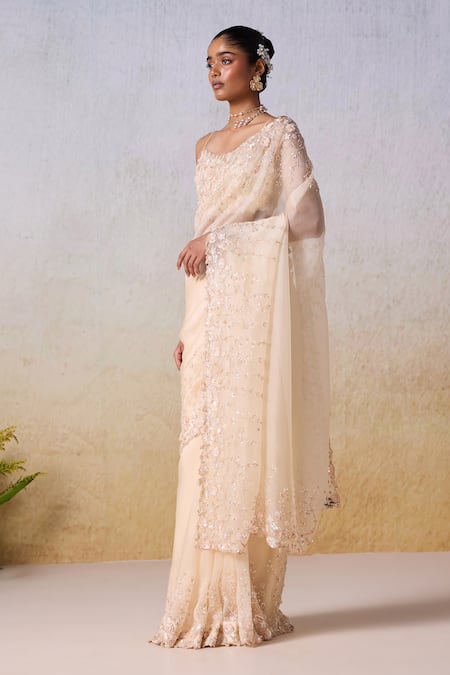 Mirroir Pink Viscose, Organza Sequins, Floral Vine Embroidered Border Saree With Blouse Online at Aza Fashions Mirroir_Pink Viscose, Organza Sequins, Floral Vine Embroidered Border Saree With Blouse _Online_at_Aza_Fashions