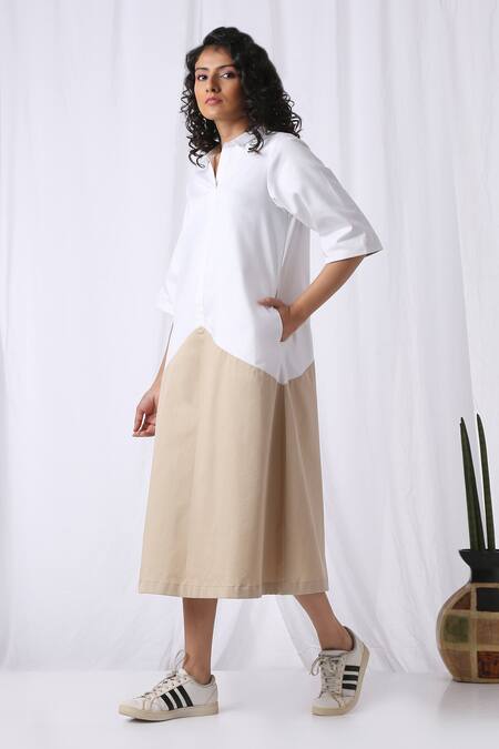 Vasstram_White Thick Cotton Plain Spread Collar Draped Panelled Colorblock Dress_Online_at_Aza_Fashions