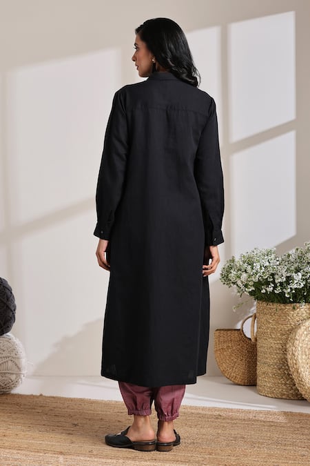 Shop_Vasstram_Black Cotton Shawl Neck Solid Kurta With Joggers _at_Aza_Fashions