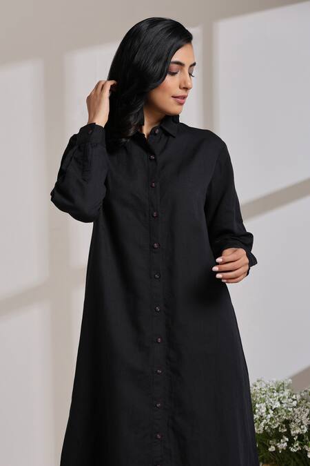 Shop_Vasstram_Black Cotton Shawl Neck Solid Kurta With Joggers _Online_at_Aza_Fashions