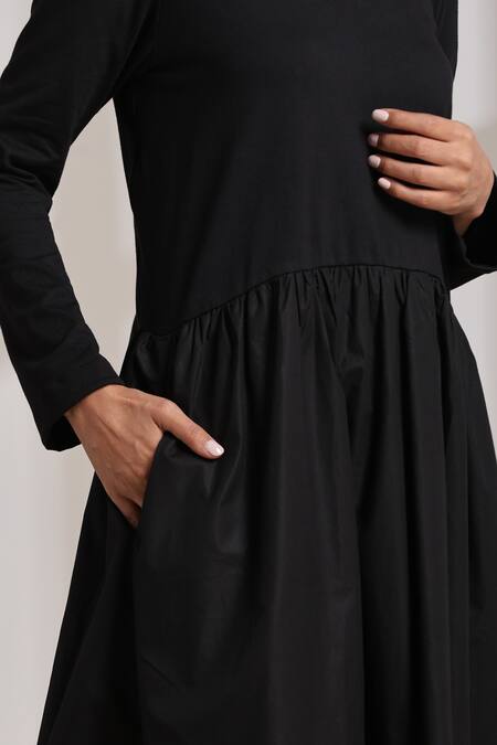 Vasstram_Black Cotton Round Neck Solid Panelled Dress _at_Aza_Fashions
