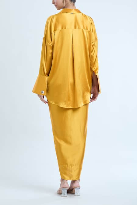 Shweta Kapoor Satin Collared Shirt 