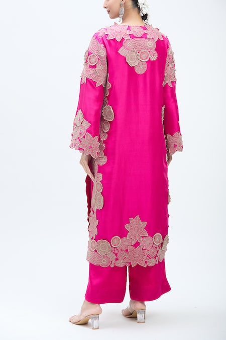 Minaxi Dadoo Applique Embroidered Straight Kurta Set 