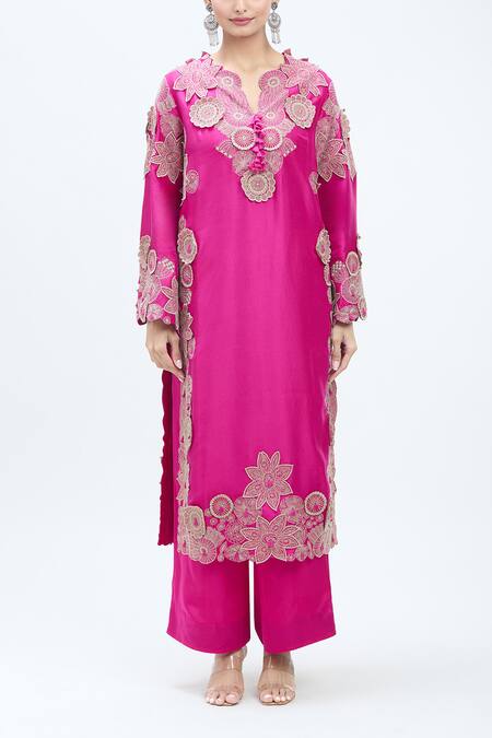 Minaxi Dadoo_Pink Silk, Organza Embroidery Split V-neck Applique Straight Kurta Set _Online_at_Aza_Fashions