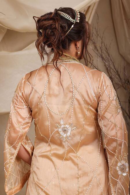 Shop_Lasha_Peach Satin, Georgette Daisy Bloom Embroidered Jacket And Pleated Lehenga Set _Online_at_Aza_Fashions