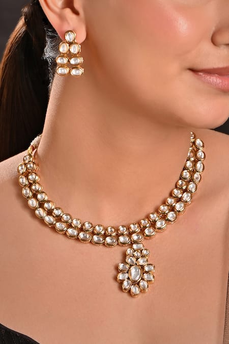 Raga Baubles Floral Carved Pendant Necklace Set 