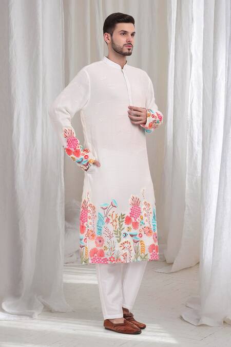 Shop Aham-Vayam White Cotton Embroidery Buta Phool Kurta Pant Set Online at Aza Fashions Shop_Aham-Vayam_White Cotton Embroidery Buta Phool Kurta Pant Set _Online_at_Aza_Fashions