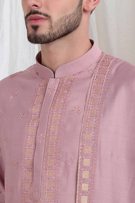 Aham-Vayam Peach Cotton Embroidery Malhaar Geometric Kurta Patiala Set at Aza Fashions Aham-Vayam_Peach Cotton Embroidery Malhaar Geometric Kurta Patiala Set _at_Aza_Fashions