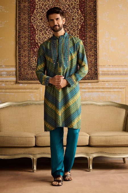 Shop_Diyarajvvir_Blue Denim, Linen Mirrors, Embroidery And Thread Bundi Kurta Set _at_Aza_Fashions