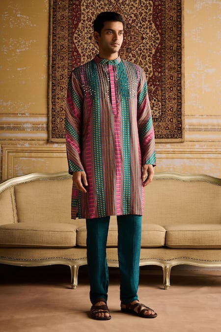 Diyarajvvir_Fuchsia Denim Mirrors Stripe Print Kurta And Pant Set _Online_at_Aza_Fashions