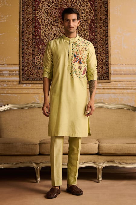 DiyaRajvvir Floral Embroidered Kurta & Pant Set 