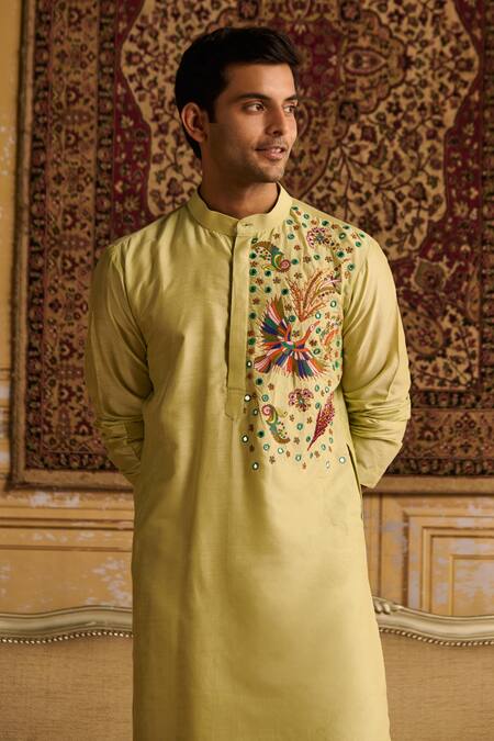 Shop Diyarajvvir Green Cotton, Silk Embroidery Floral Kurta And Pant Set Online at Aza Fashions Shop_Diyarajvvir_Green Cotton, Silk Embroidery Floral Kurta And Pant Set _Online_at_Aza_Fashions