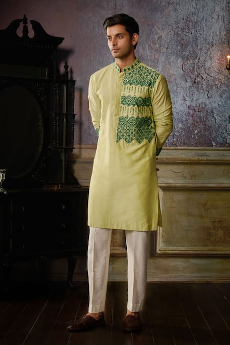 Shop Diyarajvvir Green Cotton, Silk, Linen Embroidery Geometric Kurta And Pant Set at Aza Fashions Shop_Diyarajvvir_Green Cotton, Silk, Linen Embroidery Geometric Kurta And Pant Set _at_Aza_Fashions