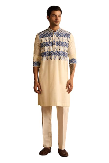 Shop Diyarajvvir Ivory Cotton, Silk Embroidery Geometric Thread Kurta And Pant Set Online at Aza Fashions Shop_Diyarajvvir_Ivory Cotton, Silk Embroidery Geometric Thread Kurta And Pant Set _Online_at_Aza_Fashions