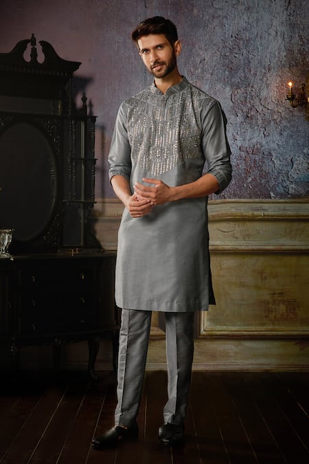 Shop Diyarajvvir Grey Cotton, Silk, Linen Embroidery Gunmetal Kurta And Pant Set at Aza Fashions Shop_Diyarajvvir_Grey Cotton, Silk, Linen Embroidery Gunmetal Kurta And Pant Set _at_Aza_Fashions