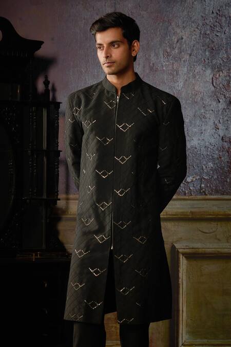 Buy Diyarajvvir Black Cotton, Silk Embroidery Arrow Kurta And Pant Set Online at Aza Fashions Buy_Diyarajvvir_Black Cotton, Silk Embroidery Arrow Kurta And Pant Set _Online_at_Aza_Fashions