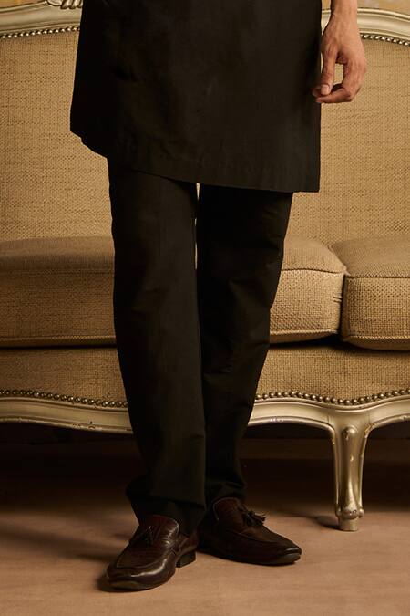 Shop Diyarajvvir Black Cotton, Silk Embroidery Tribal Bundi Kurta Set Online at Aza Fashions Shop_Diyarajvvir_Black Cotton, Silk Embroidery Tribal Bundi Kurta Set _Online_at_Aza_Fashions